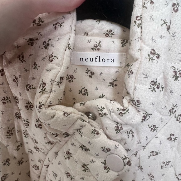 Neuflora nolansville vest! - Picture 4 of 4